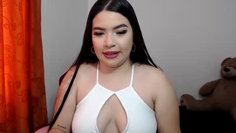 Snapshot of scarletlux_ chatting on 02-24-26, 06:50 Scarlet online show from 02-24-26, 06:50