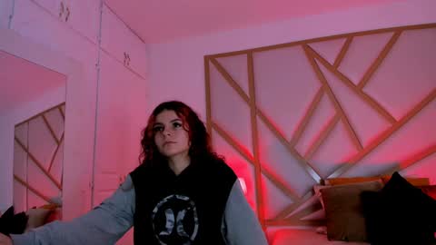 Scarlet online show from 12-09-24, 11:36