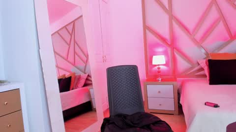 Scarlet online show from 01-03-25, 06:24