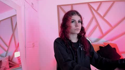 Scarlet online show from 01-04-25, 11:43