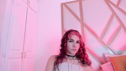 Scarlet online show from 01-09-25, 04:06