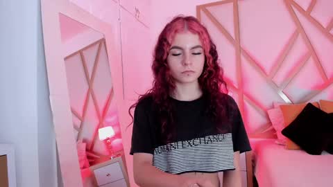 Scarlet online show from 01-11-25, 12:07