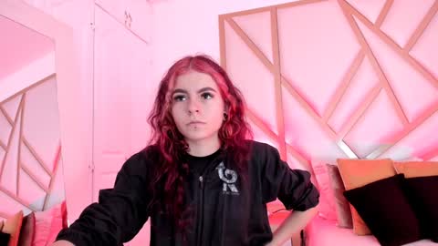 Scarlet online show from 01-14-25, 12:03