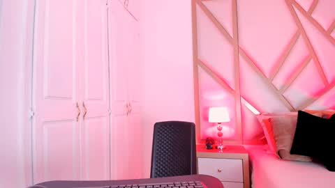 Scarlet online show from 02-05-25, 11:55