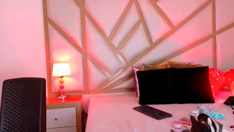 Scarlet online show from 02-21-25, 05:09