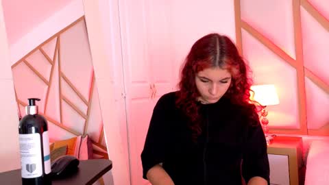 Scarlet online show from 02-24-25, 05:42