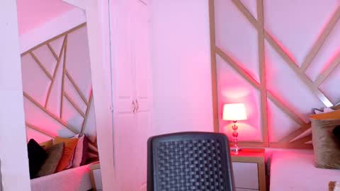 Scarlet online show from 02-26-25, 04:45