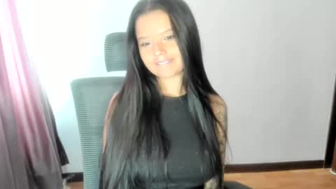 scarletrosee27 online show from 06-30-26, 12:39
