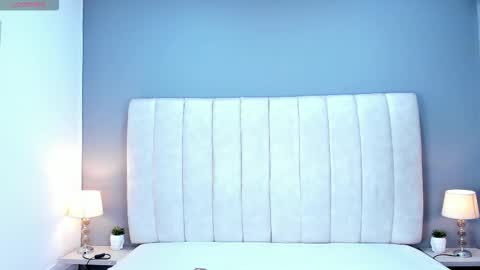 Scarlet online show from 11-15-25, 03:48