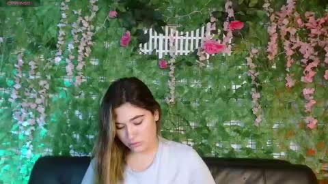 Scarlett Hot online show from 01-20-25, 11:24