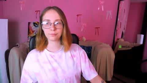 Snapshot of scarlett_badgirl chatting on 04-08-26, 06:13 Scarlett online show from 04-08-26, 06:13