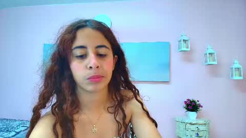 Snapshot of scarlett_clyde chatting on 07-17-26, 12:34 Scarlett online show from 07-17-26, 12:34