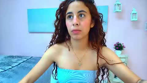 Snapshot of scarlett_clyde chatting on 07-28-26, 12:48 Scarlett online show from 07-28-26, 12:48