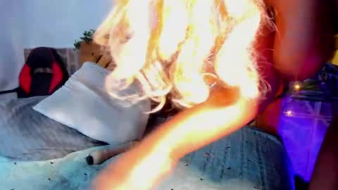 Snapshot of scarlett_diaz17 chatting on 12-03-24, 06:17 Mariana online show from 12-03-24, 06:17