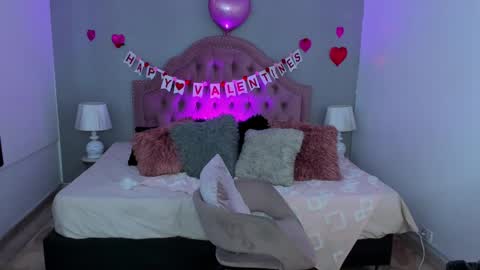 Scarlett  online show from 02-17-25, 05:43