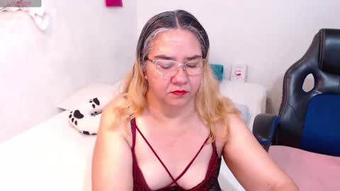 Scarlett  online show from 01-26-25, 11:39