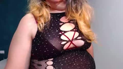 Scarlett  online show from 11-16-25, 12:55