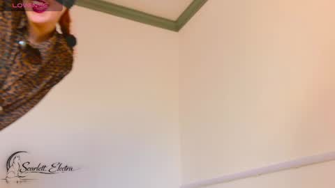 SCARLETT ELECTRA  -  online show from 04-10-26, 03:06