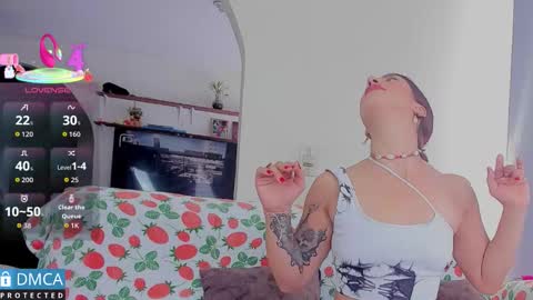 scarlett_fire5 online show from 10-15-25, 02:39