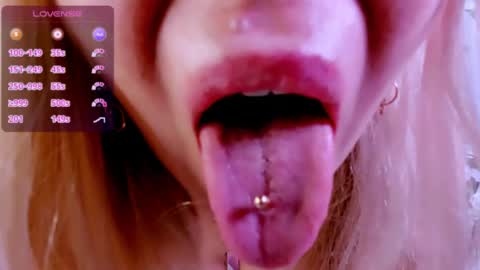 Scarlett online show from 04-17-26, 09:12