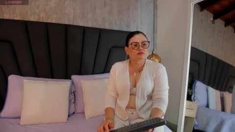 scarlett_monroe_1 online show from 10-18-25, 11:33
