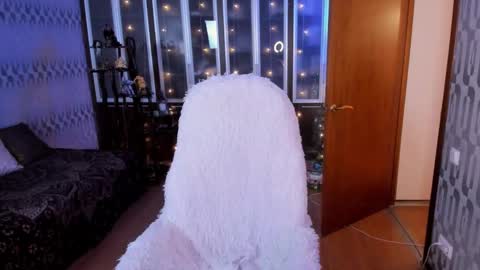 Snapshot of scarlett_ohara_1861 chatting on 01-16-25, 11:48 Scarlett online show from 01-16-25, 11:48