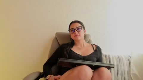 Snapshot of scarlett_rabbitt_ chatting on 07-21-26, 08:55 Scarlett online show from 07-21-26, 08:55