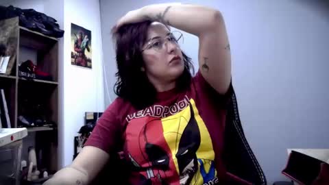 Snapshot of scarlett_sen chatting on 05-18-26, 02:34 Mistress Scarlett online show from 05-18-26, 02:34