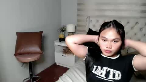 Snapshot of scarlett_sofia69 chatting on 04-15-26, 08:10 online show from 04-15-26, 08:10