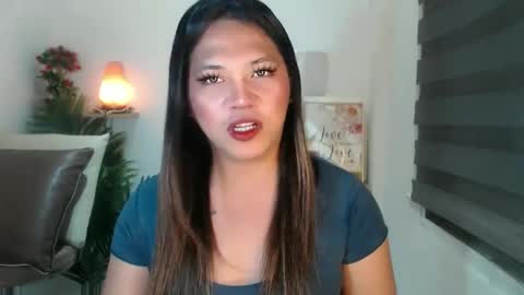 Snapshot of scarlett_sofia69 chatting on 05-28-26, 05:05 online show from 05-28-26, 05:05