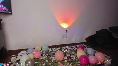 Snapshot of scarlett_v3la chatting on 03-29-26, 02:33 Scarlett online show from 03-29-26, 02:33