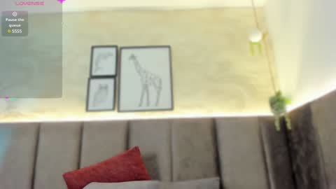 Scarlett online show from 01-16-25, 09:37