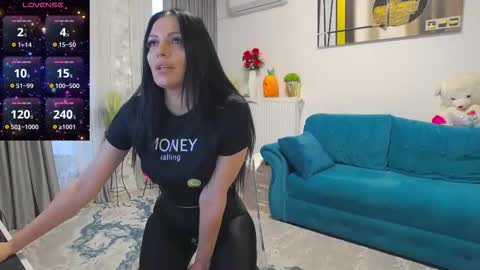 Scarlett online show from 11-30-25, 06:28