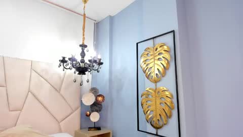 Scarlett Fever online show from 04-14-26, 08:04