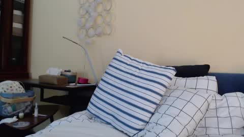 Scarlett online show from 02-19-25, 06:00