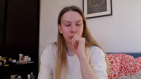 Snapshot of scarlettford chatting on 05-03-26, 04:35 Scarlett online show from 05-03-26, 04:35