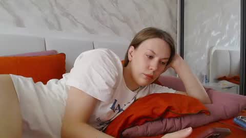 Snapshot of scarlettford chatting on 06-10-26, 02:05 Scarlett online show from 06-10-26, 02:05