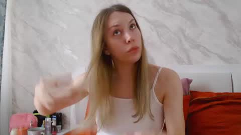 Snapshot of scarlettford chatting on 06-13-26, 11:41 Scarlett online show from 06-13-26, 11:41