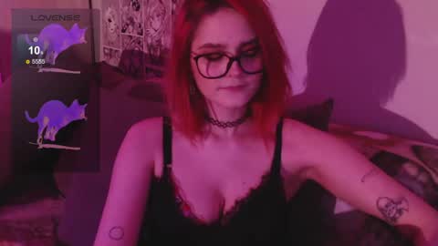 Snapshot of scarlettharrison09 chatting on 04-08-26, 09:48 Scarlett online show from 04-08-26, 09:48