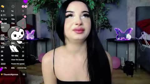 scarlettjakobs online show from 10-15-25, 06:35