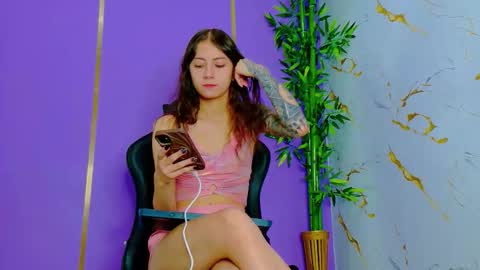 Snapshot of scarlettjones_x chatting on 09-15-25, 07:14 Scarlet online show from 09-15-25, 07:14
