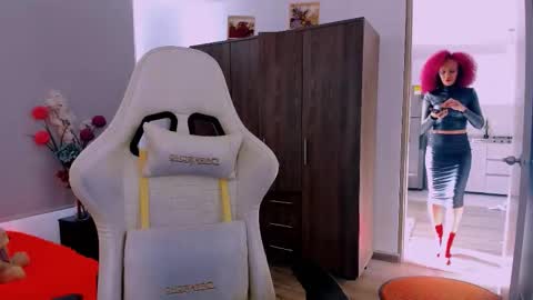 Snapshot of scarlettmalbec chatting on 02-18-26, 09:11 Scarlett online show from 02-18-26, 09:11