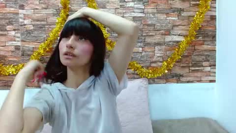 Scarlett pink online show from 12-06-24, 01:33