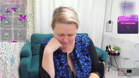 Snapshot of scarlettsoft chatting on 06-27-26, 05:34 Scarlett online show from 06-27-26, 05:34