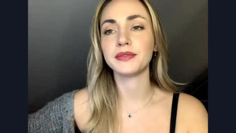 ScarlettxBlonde online show from 05-15-26, 08:32