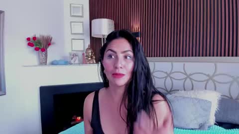 Scarlet  online show from 04-30-26, 07:42