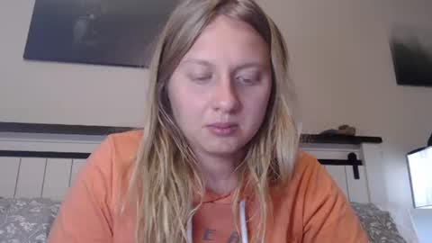 Snapshot of scartit chatting on 06-02-26, 08:00 ScarTit Bernhard online show from 06-02-26, 08:00