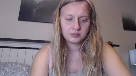 Snapshot of scartit chatting on 06-10-26, 11:03 ScarTit Bernhard online show from 06-10-26, 11:03