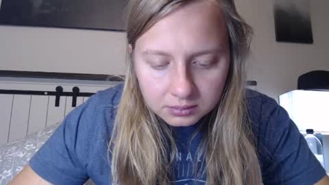 Snapshot of scartit chatting on 06-12-26, 09:57 ScarTit Bernhard online show from 06-12-26, 09:57
