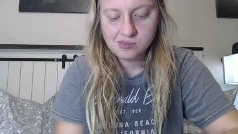 Snapshot of scartit chatting on 06-21-26, 07:49 ScarTit Bernhard online show from 06-21-26, 07:49